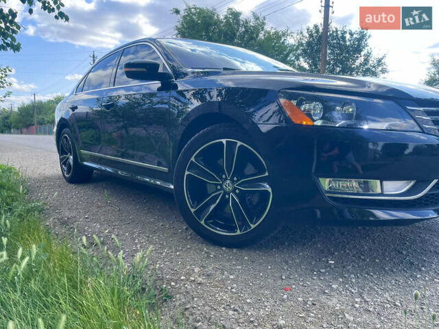 Чорний Фольксваген Пассат, об'ємом двигуна 2 л та пробігом 134 тис. км за 15700 $, фото 3 на Automoto.ua