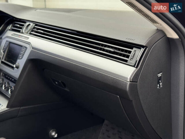 Черный Фольксваген Пассат, объемом двигателя 2 л и пробегом 239 тыс. км за 15300 $, фото 37 на Automoto.ua