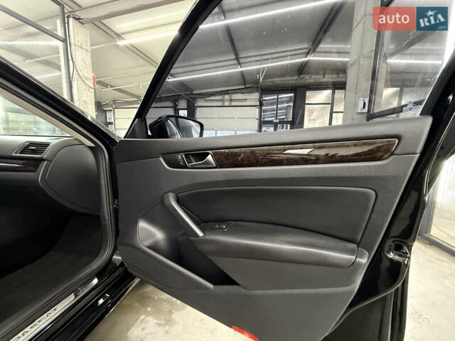 Чорний Фольксваген Пассат, об'ємом двигуна 2 л та пробігом 300 тис. км за 12999 $, фото 18 на Automoto.ua