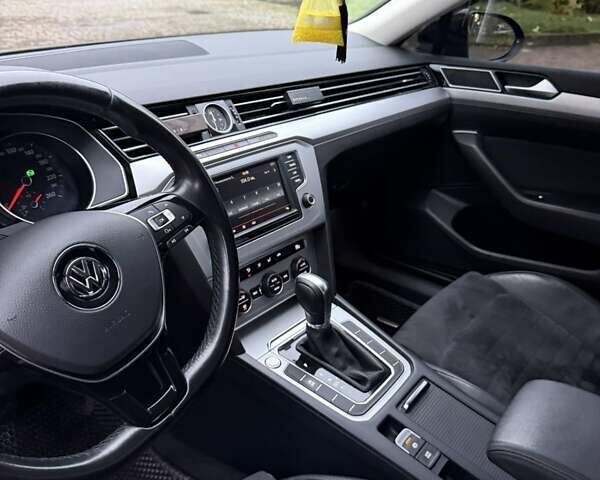 Черный Фольксваген Пассат, объемом двигателя 1.97 л и пробегом 238 тыс. км за 15300 $, фото 18 на Automoto.ua