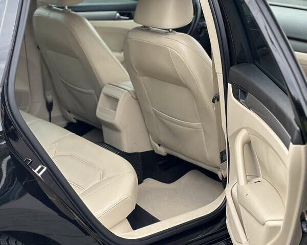 Чорний Фольксваген Пассат, об'ємом двигуна 1.8 л та пробігом 144 тис. км за 12499 $, фото 13 на Automoto.ua