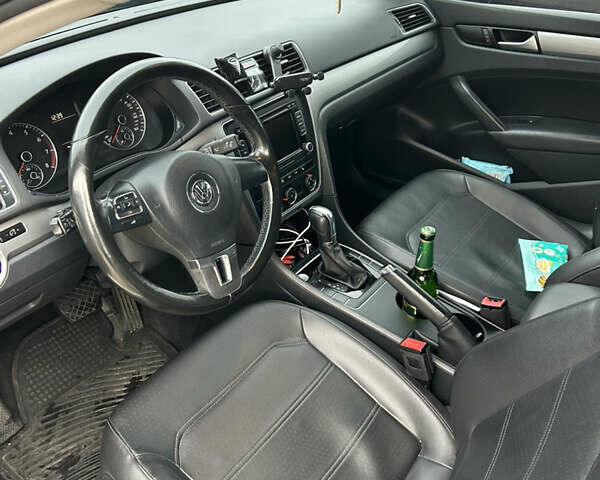 Черный Фольксваген Пассат, объемом двигателя 1.8 л и пробегом 127 тыс. км за 11999 $, фото 4 на Automoto.ua