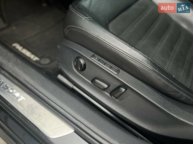 Черный Фольксваген Пассат, объемом двигателя 1.8 л и пробегом 252 тыс. км за 10600 $, фото 31 на Automoto.ua