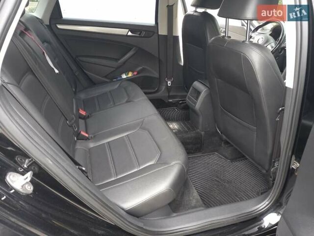 Черный Фольксваген Пассат, объемом двигателя 1.8 л и пробегом 110 тыс. км за 12000 $, фото 10 на Automoto.ua