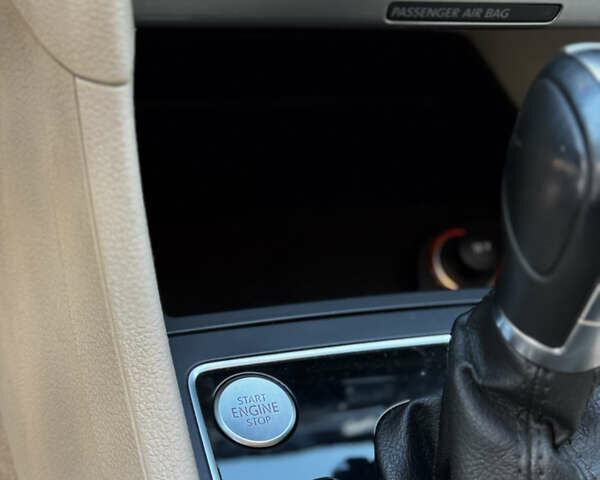 Чорний Фольксваген Пассат, об'ємом двигуна 1.8 л та пробігом 146 тис. км за 10800 $, фото 22 на Automoto.ua