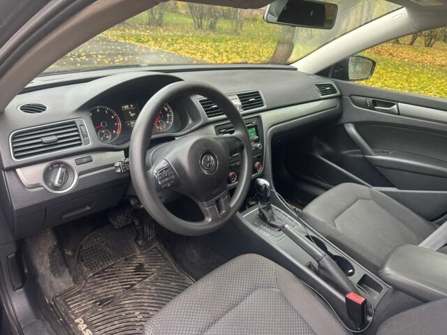 Черный Фольксваген Пассат, объемом двигателя 1.8 л и пробегом 185 тыс. км за 8500 $, фото 7 на Automoto.ua