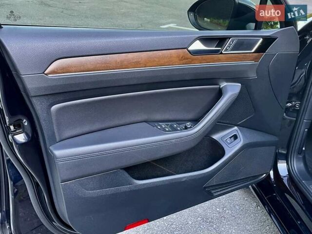 Чорний Фольксваген Пассат, об'ємом двигуна 1.8 л та пробігом 141 тис. км за 15999 $, фото 10 на Automoto.ua