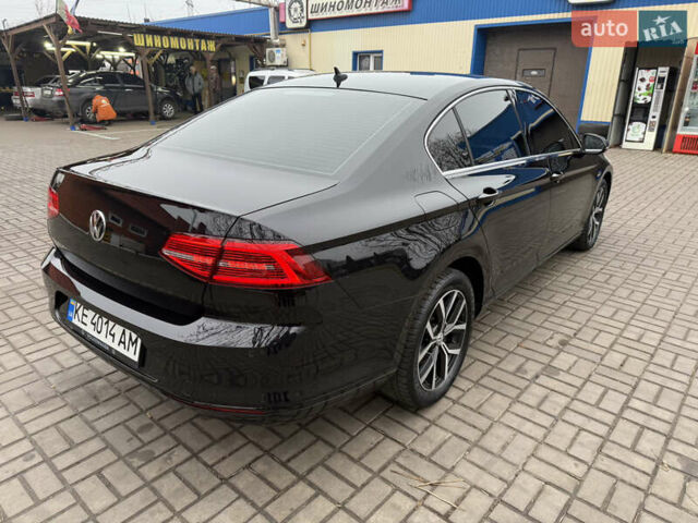 Черный Фольксваген Пассат, объемом двигателя 1.97 л и пробегом 237 тыс. км за 16700 $, фото 4 на Automoto.ua