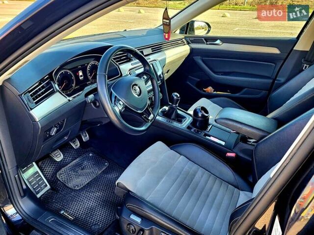 Фольксваген Пассат 2015 в Черновцах на Automoto.ua Черный Фольксваген Пассат, объемом двигателя 1.97 л и пробегом 303 тыс. км за 17100 $, фото 11 на Automoto.ua