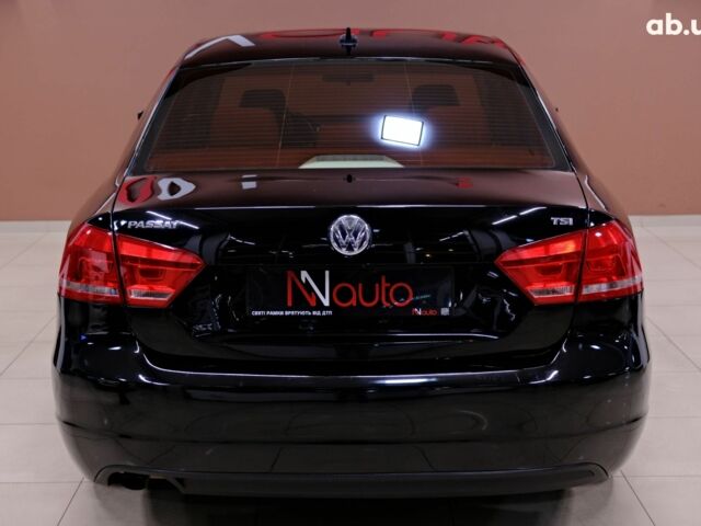 Черный Фольксваген Пассат, объемом двигателя 1.8 л и пробегом 146 тыс. км за 10500 $, фото 5 на Automoto.ua