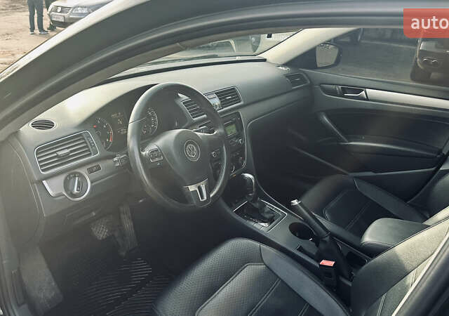 Черный Фольксваген Пассат, объемом двигателя 1.8 л и пробегом 103 тыс. км за 10999 $, фото 11 на Automoto.ua