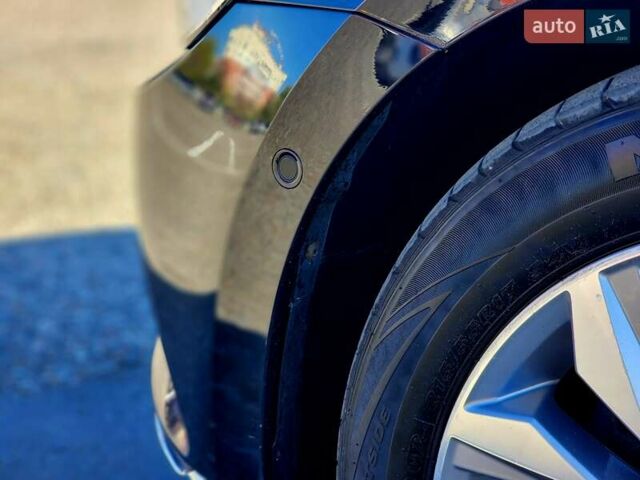 Фольксваген Пассат 2015 в Черновцах на Automoto.ua Черный Фольксваген Пассат, объемом двигателя 1.97 л и пробегом 303 тыс. км за 17100 $, фото 8 на Automoto.ua