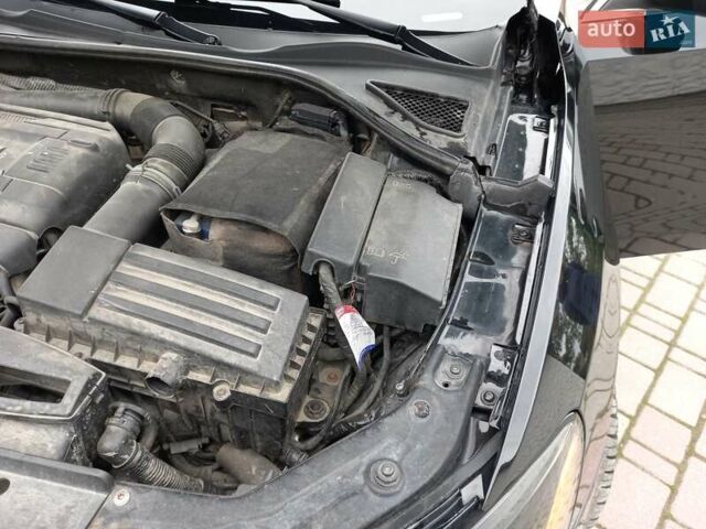 Черный Фольксваген Пассат, объемом двигателя 1.8 л и пробегом 110 тыс. км за 12000 $, фото 2 на Automoto.ua