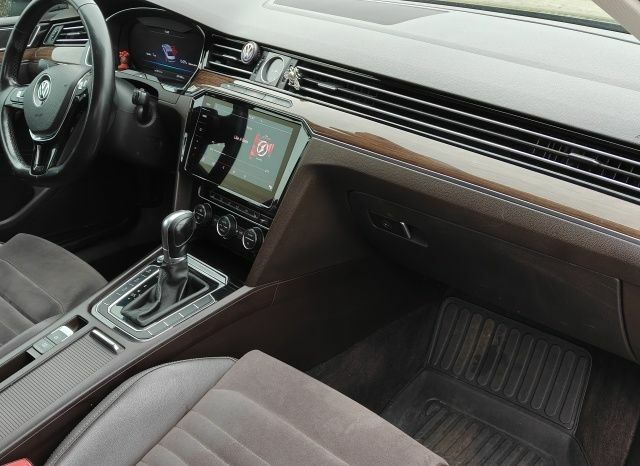 Черный Фольксваген Пассат, объемом двигателя 2 л и пробегом 289 тыс. км за 16899 $, фото 5 на Automoto.ua