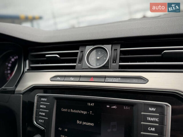 Черный Фольксваген Пассат, объемом двигателя 1.97 л и пробегом 224 тыс. км за 16300 $, фото 30 на Automoto.ua
