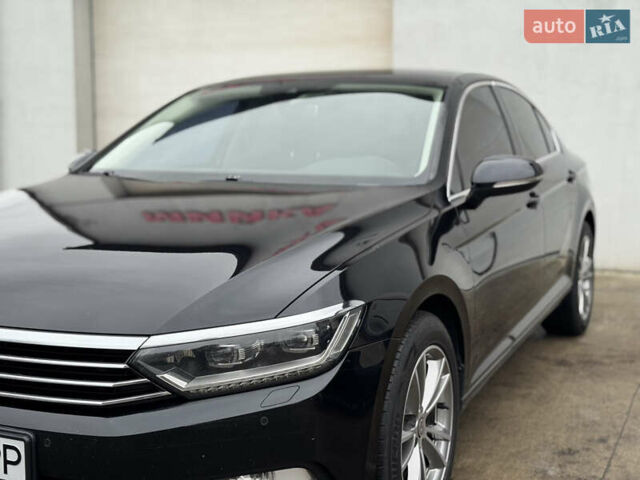 Черный Фольксваген Пассат, объемом двигателя 2 л и пробегом 239 тыс. км за 15300 $, фото 10 на Automoto.ua