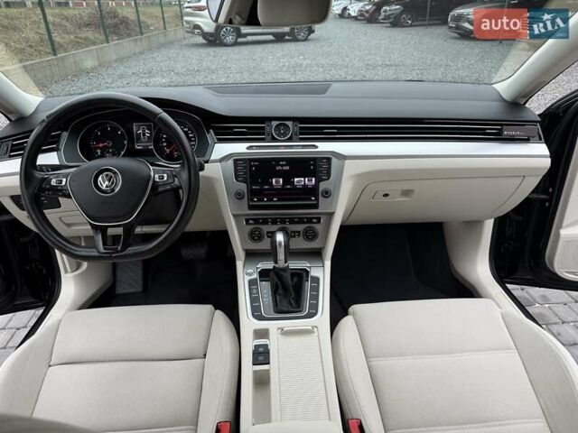 Черный Фольксваген Пассат, объемом двигателя 2 л и пробегом 215 тыс. км за 16900 $, фото 24 на Automoto.ua