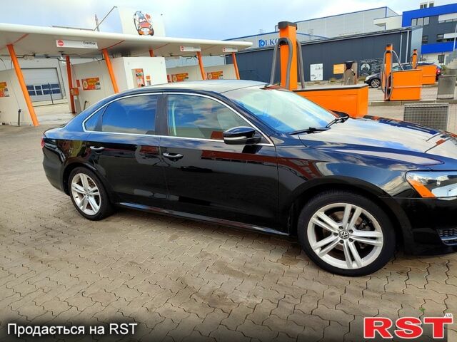 Черный Фольксваген Пассат, объемом двигателя 2 л и пробегом 295 тыс. км за 12320 $, фото 1 на Automoto.ua