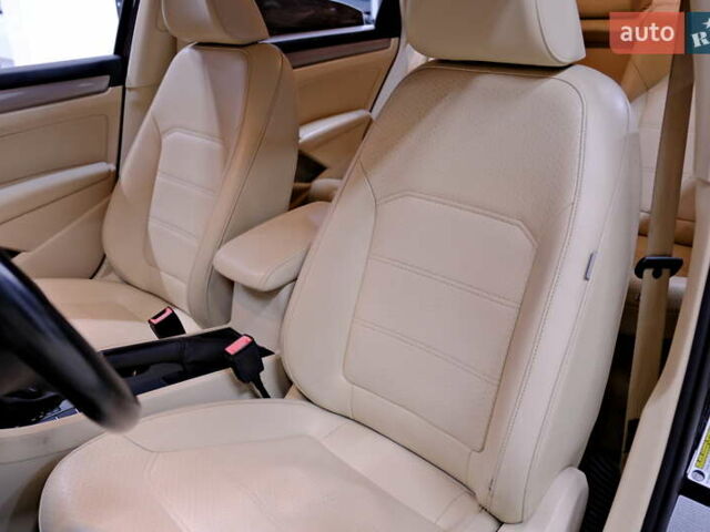 Чорний Фольксваген Пассат, об'ємом двигуна 1.8 л та пробігом 146 тис. км за 10500 $, фото 28 на Automoto.ua