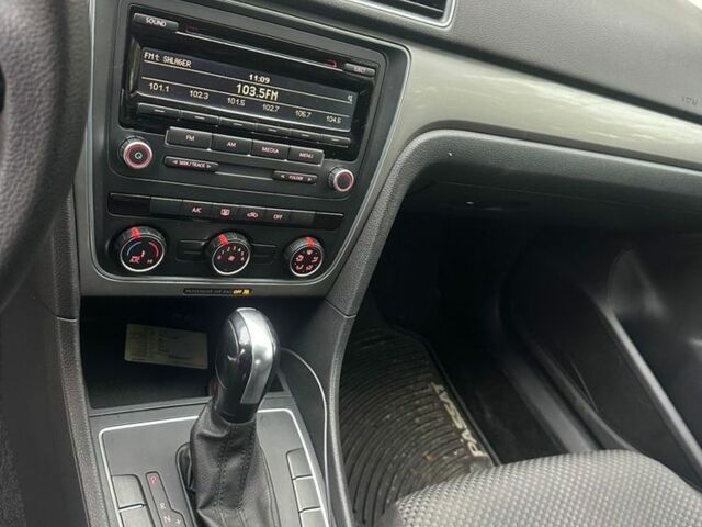 Черный Фольксваген Пассат, объемом двигателя 1.8 л и пробегом 185 тыс. км за 8500 $, фото 9 на Automoto.ua