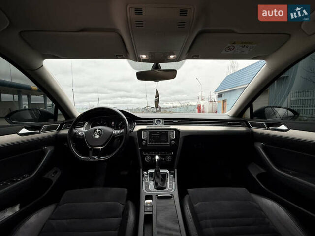 Черный Фольксваген Пассат, объемом двигателя 1.97 л и пробегом 224 тыс. км за 16300 $, фото 34 на Automoto.ua