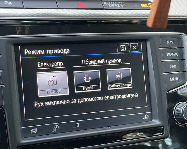 Черный Фольксваген Пассат, объемом двигателя 1.4 л и пробегом 203 тыс. км за 19000 $, фото 18 на Automoto.ua