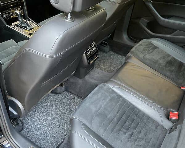 Черный Фольксваген Пассат, объемом двигателя 1.4 л и пробегом 203 тыс. км за 19000 $, фото 27 на Automoto.ua