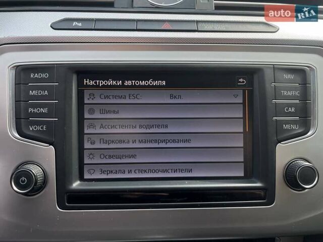 Черный Фольксваген Пассат, объемом двигателя 1.6 л и пробегом 222 тыс. км за 15699 $, фото 28 на Automoto.ua