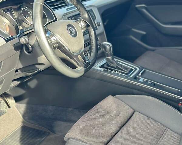 Чорний Фольксваген Пассат, об'ємом двигуна 1.97 л та пробігом 245 тис. км за 16500 $, фото 18 на Automoto.ua