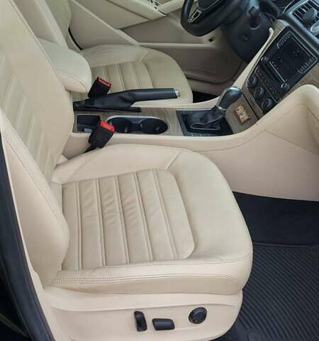 Черный Фольксваген Пассат, объемом двигателя 1.8 л и пробегом 73 тыс. км за 18000 $, фото 3 на Automoto.ua