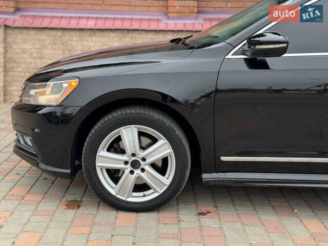 Чорний Фольксваген Пассат, об'ємом двигуна 1.8 л та пробігом 146 тис. км за 10900 $, фото 24 на Automoto.ua