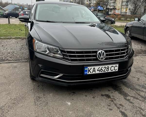 Черный Фольксваген Пассат, объемом двигателя 1.8 л и пробегом 198 тыс. км за 12900 $, фото 6 на Automoto.ua