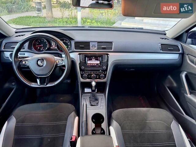 Черный Фольксваген Пассат, объемом двигателя 1.8 л и пробегом 216 тыс. км за 11999 $, фото 49 на Automoto.ua