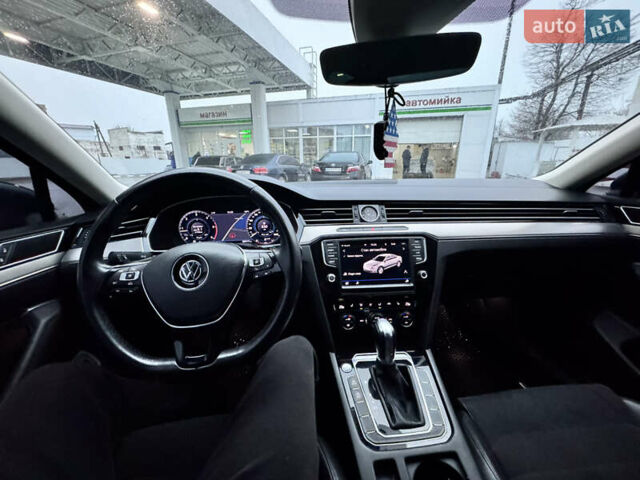 Черный Фольксваген Пассат, объемом двигателя 1.97 л и пробегом 287 тыс. км за 19500 $, фото 10 на Automoto.ua