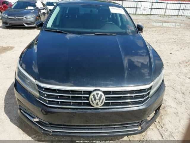 Черный Фольксваген Пассат, объемом двигателя 1.8 л и пробегом 87 тыс. км за 1400 $, фото 9 на Automoto.ua