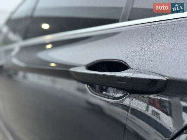 Черный Фольксваген Пассат, объемом двигателя 1.97 л и пробегом 287 тыс. км за 19500 $, фото 7 на Automoto.ua