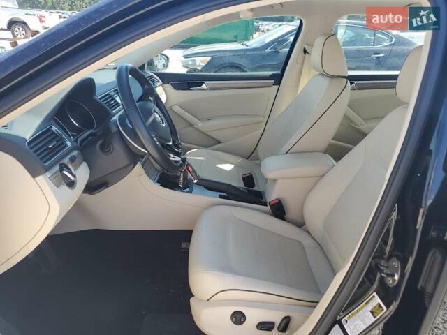 Черный Фольксваген Пассат, объемом двигателя 1.8 л и пробегом 35 тыс. км за 2500 $, фото 6 на Automoto.ua