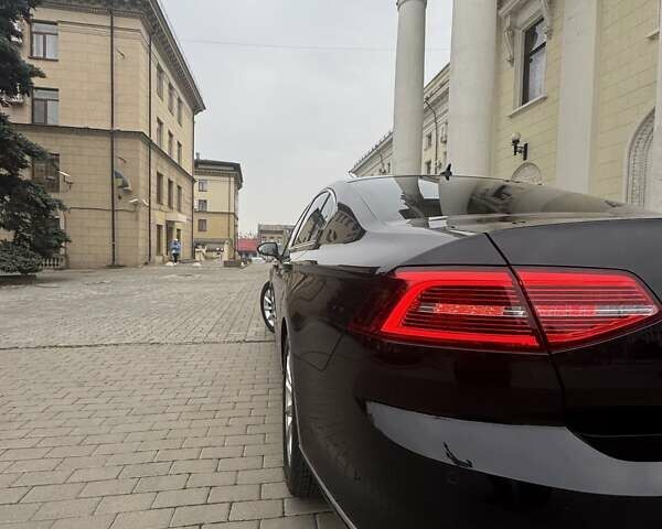 Черный Фольксваген Пассат, объемом двигателя 1.97 л и пробегом 219 тыс. км за 20000 $, фото 8 на Automoto.ua