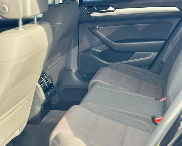 Чорний Фольксваген Пассат, об'ємом двигуна 1.97 л та пробігом 245 тис. км за 16500 $, фото 21 на Automoto.ua