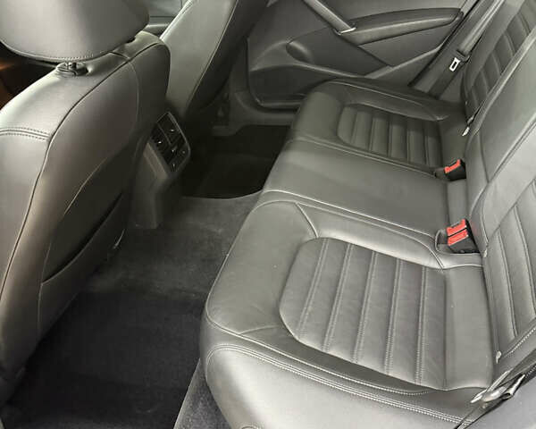 Черный Фольксваген Пассат, объемом двигателя 1.8 л и пробегом 149 тыс. км за 14500 $, фото 24 на Automoto.ua