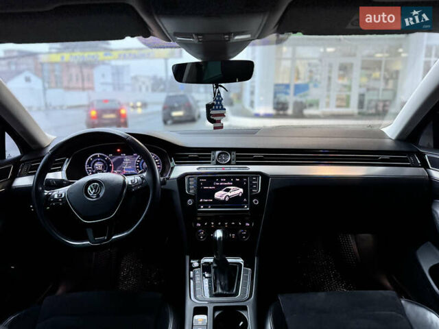 Черный Фольксваген Пассат, объемом двигателя 1.97 л и пробегом 287 тыс. км за 19500 $, фото 14 на Automoto.ua