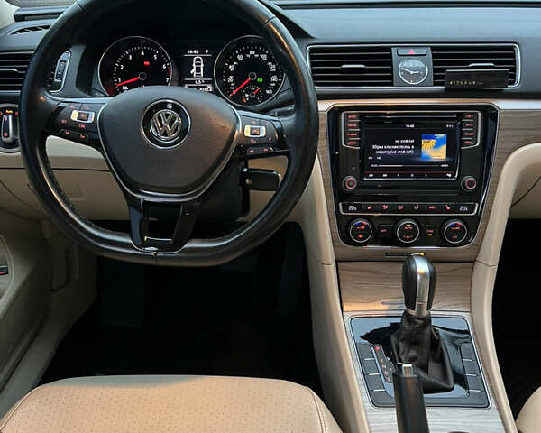 Чорний Фольксваген Пассат, об'ємом двигуна 1.8 л та пробігом 106 тис. км за 13000 $, фото 51 на Automoto.ua