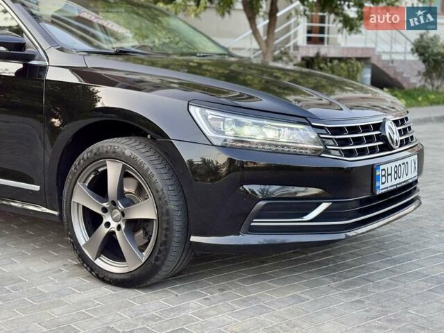 Черный Фольксваген Пассат, объемом двигателя 1.8 л и пробегом 216 тыс. км за 11999 $, фото 5 на Automoto.ua