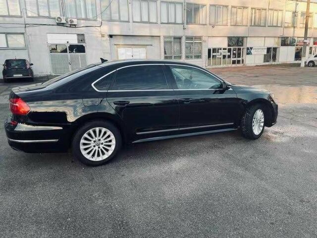 Черный Фольксваген Пассат, объемом двигателя 1.8 л и пробегом 250 тыс. км за 9000 $, фото 2 на Automoto.ua