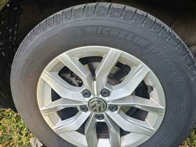 Черный Фольксваген Пассат, объемом двигателя 0 л и пробегом 118 тыс. км за 7500 $, фото 16 на Automoto.ua