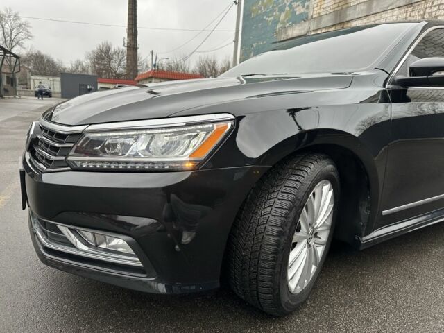 Черный Фольксваген Пассат, объемом двигателя 1.8 л и пробегом 190 тыс. км за 13800 $, фото 21 на Automoto.ua