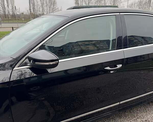 Черный Фольксваген Пассат, объемом двигателя 1.8 л и пробегом 198 тыс. км за 12900 $, фото 11 на Automoto.ua