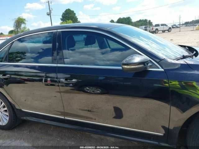 Черный Фольксваген Пассат, объемом двигателя 1.8 л и пробегом 87 тыс. км за 1400 $, фото 12 на Automoto.ua