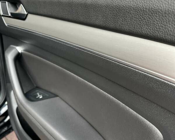 Чорний Фольксваген Пассат, об'ємом двигуна 1.97 л та пробігом 221 тис. км за 18400 $, фото 118 на Automoto.ua