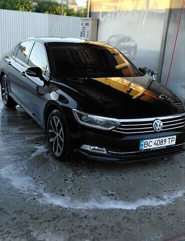 Чорний Фольксваген Пассат, об'ємом двигуна 2 л та пробігом 265 тис. км за 17000 $, фото 5 на Automoto.ua